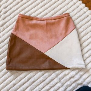 le lis skirt size large colorblock